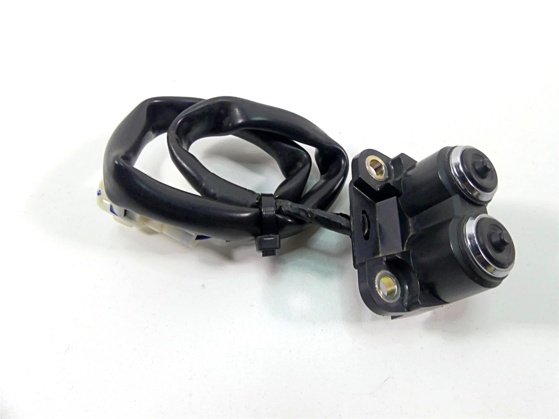 2012 Yamaha VMX17 VMAX 1700 Instrument Meter Switch Button Set 2S3-8358J-01-00 {{ shop.shopifyCountryName }} - Mototech271