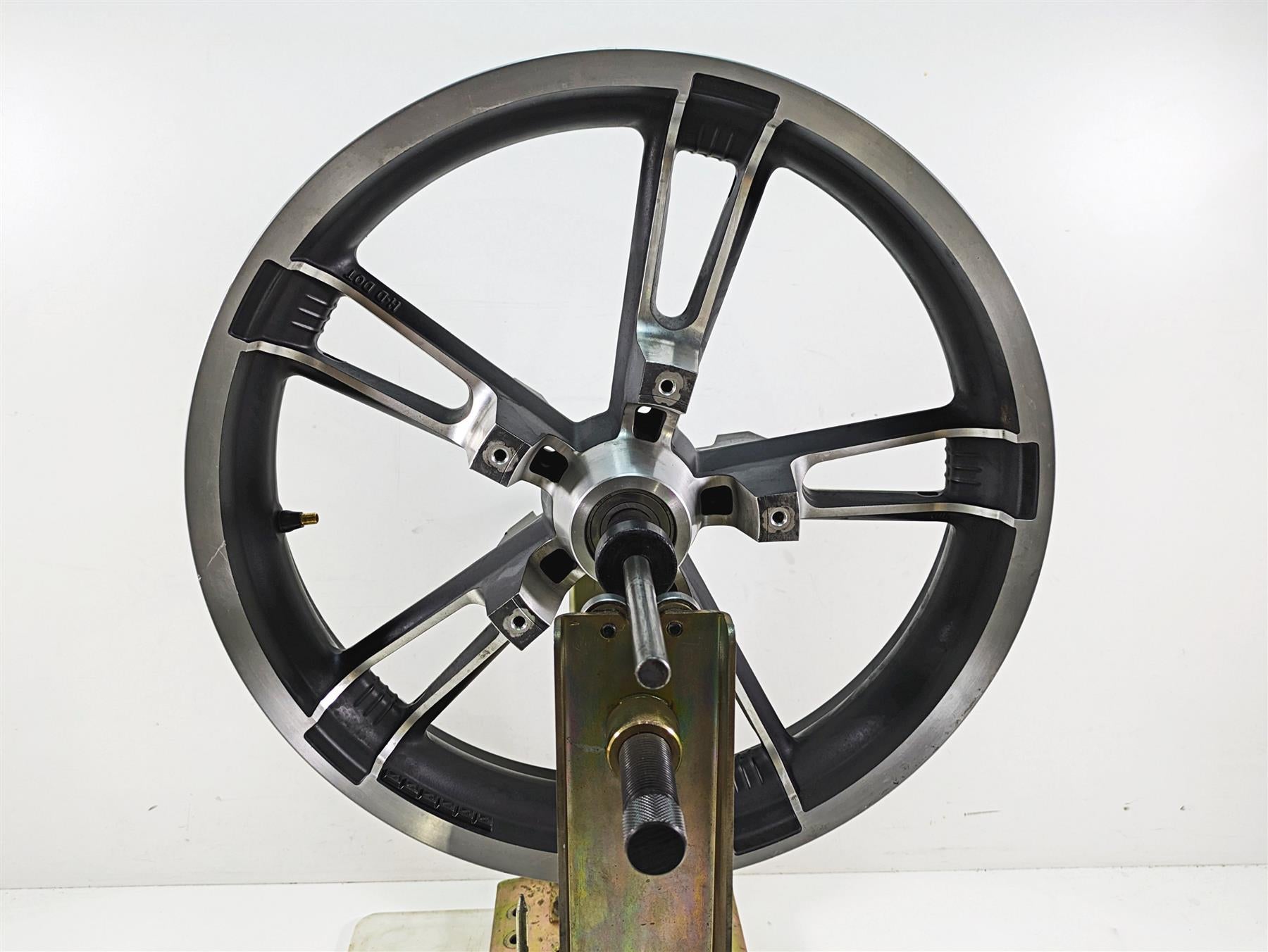 2019 Harley Touring FLHX Street Glide Front Wheel Rim 19x3.5 Enforcer 43300027 | Mototech271