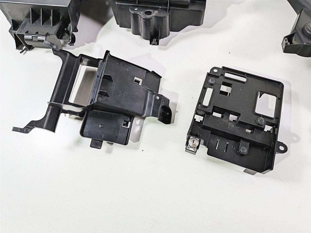 2012 Yamaha XT1200 Super Tenere Electrical Carrier Infill Cover 23P-2137U-00 {{ shop.shopifyCountryName }} - Mototech271