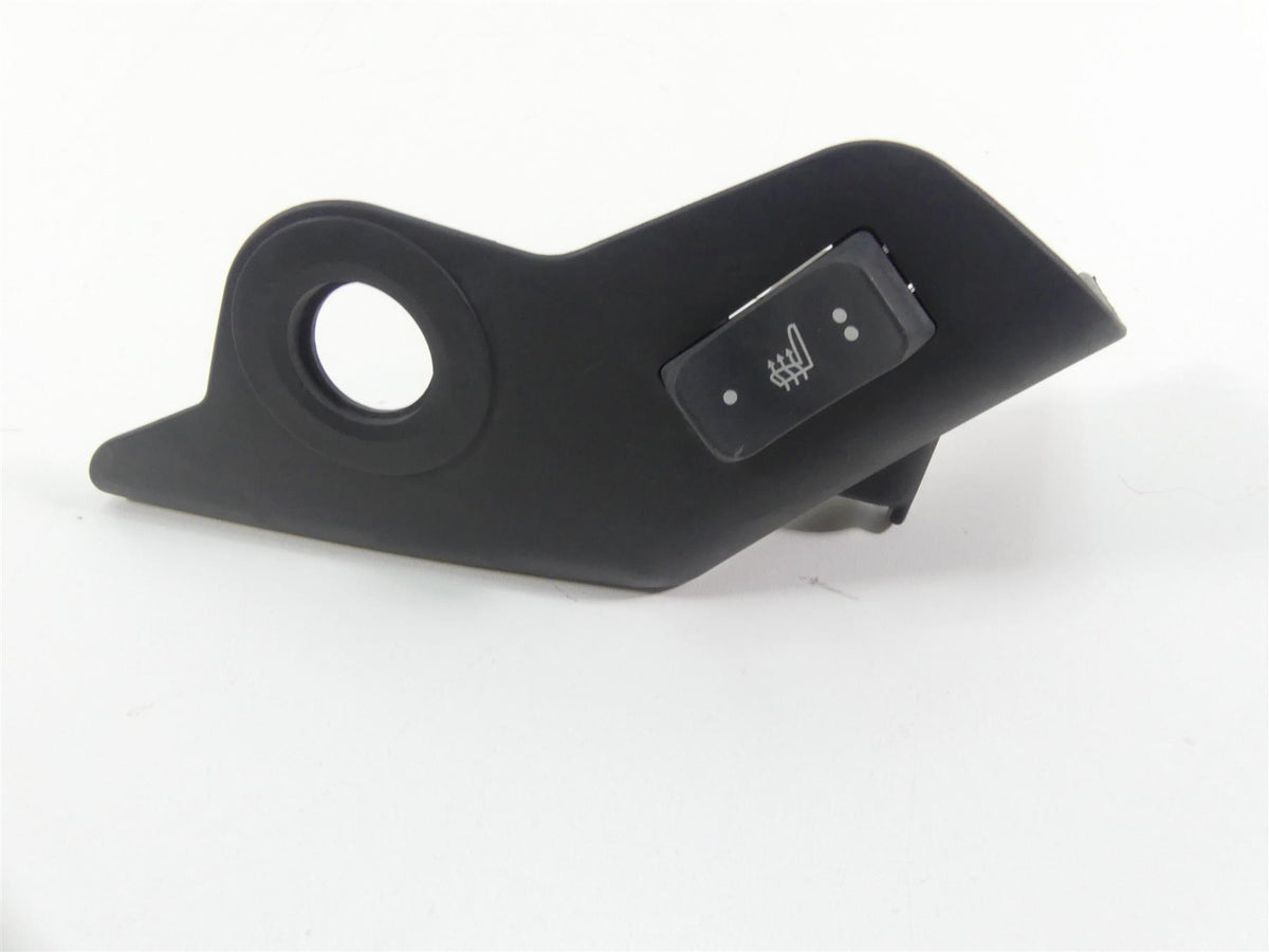 2014 BMW K1600 GTL K48 Seat Saddle Heating Heat Switch + Cover 61318522478 {{ shop.shopifyCountryName }} - Mototech271