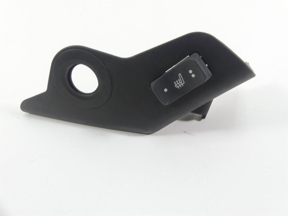 2014 BMW K1600 GTL K48 Seat Saddle Heating Heat Switch + Cover 61318522478 {{ shop.shopifyCountryName }} - Mototech271