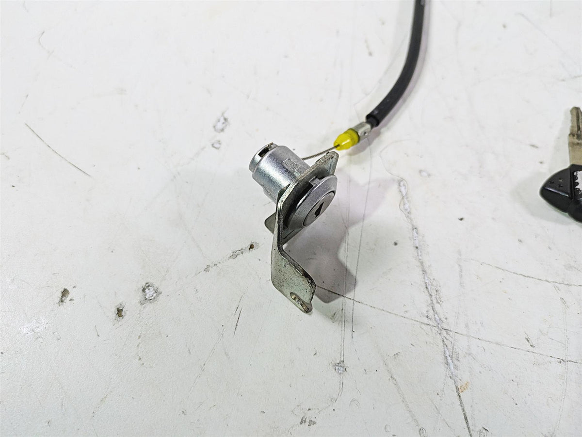 2016 Suzuki GSXR1000 Ignition Switch Key Lock Tank Cap Set 37101-40823 {{ shop.shopifyCountryName }} - Mototech271