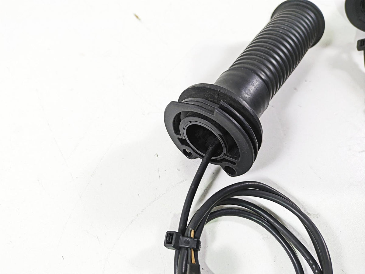 2004 BMW R1150GS R21 L+R Heated Hand Grip Set -READ 61317694813 61317710440 {{ shop.shopifyCountryName }} - Mototech271