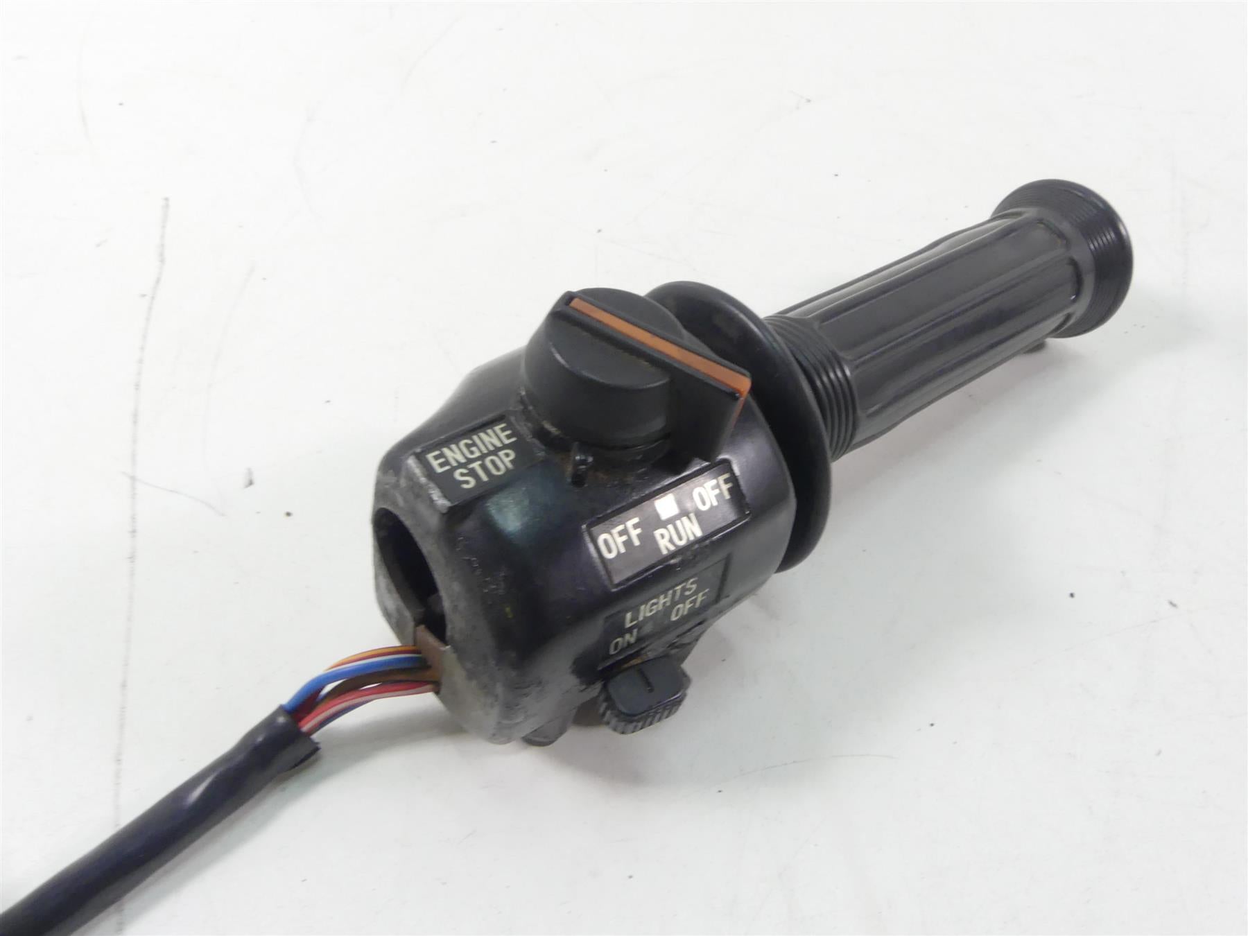 1978 Yamaha XS650 SE Special Right Hand Control Switch Throttle 1T3-83973-00-00 {{ shop.shopifyCountryName }} - Mototech271