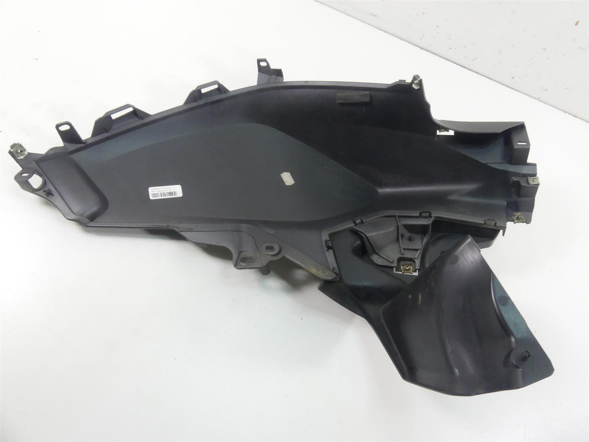 2019 BMW R1250GS K50 Left Main Tank Fairing Cover 46638563501 46638556635 {{ shop.shopifyCountryName }} - Mototech271