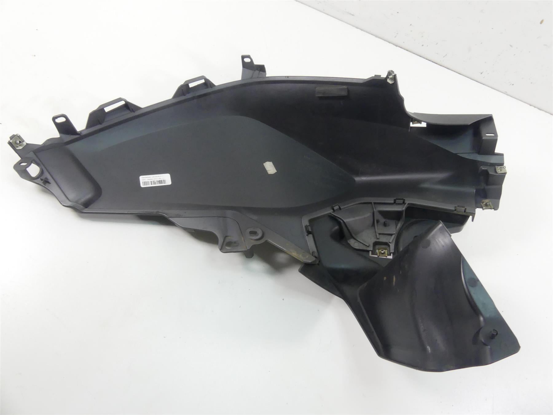 2019 BMW R1250GS K50 Left Main Tank Fairing Cover 46638563501 46638556635 {{ shop.shopifyCountryName }} - Mototech271