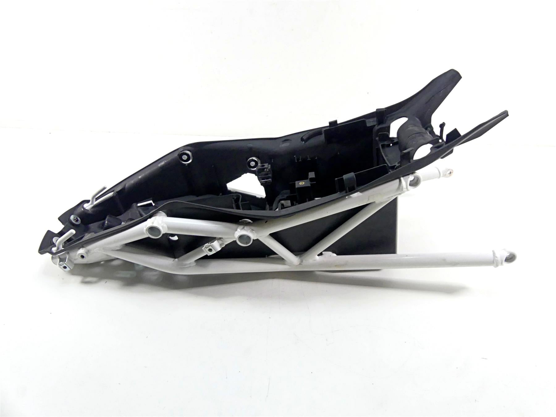 2016 KTM 1290 Super Duke R Subframe Sub Frame + Inner Fender 6130300210033 {{ shop.shopifyCountryName }} - Mototech271