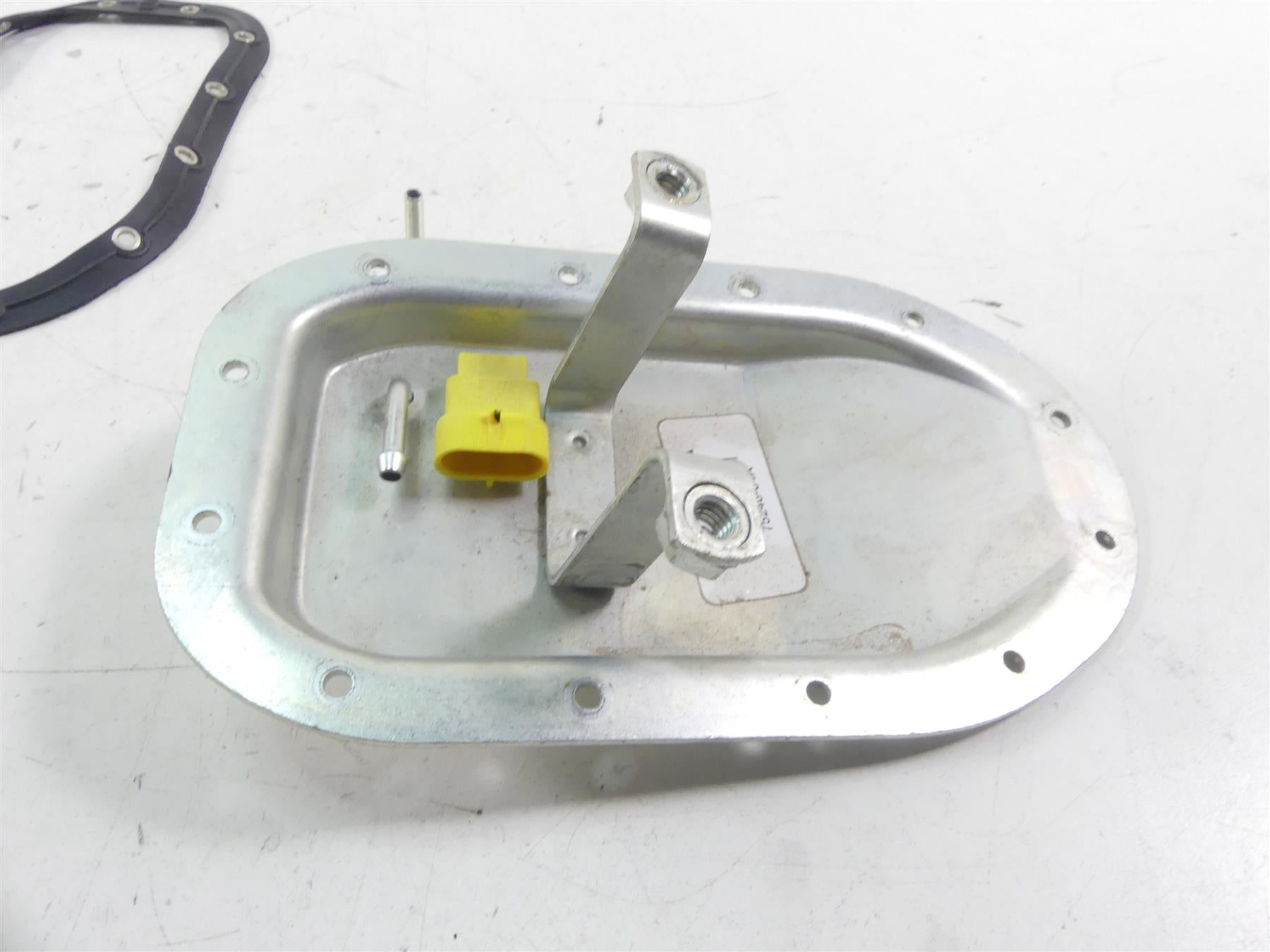 2014 Harley FXDL Dyna Low Rider Fuel Gas Petrol Pump & Sending Unit 75246-04 {{ shop.shopifyCountryName }} - Mototech271