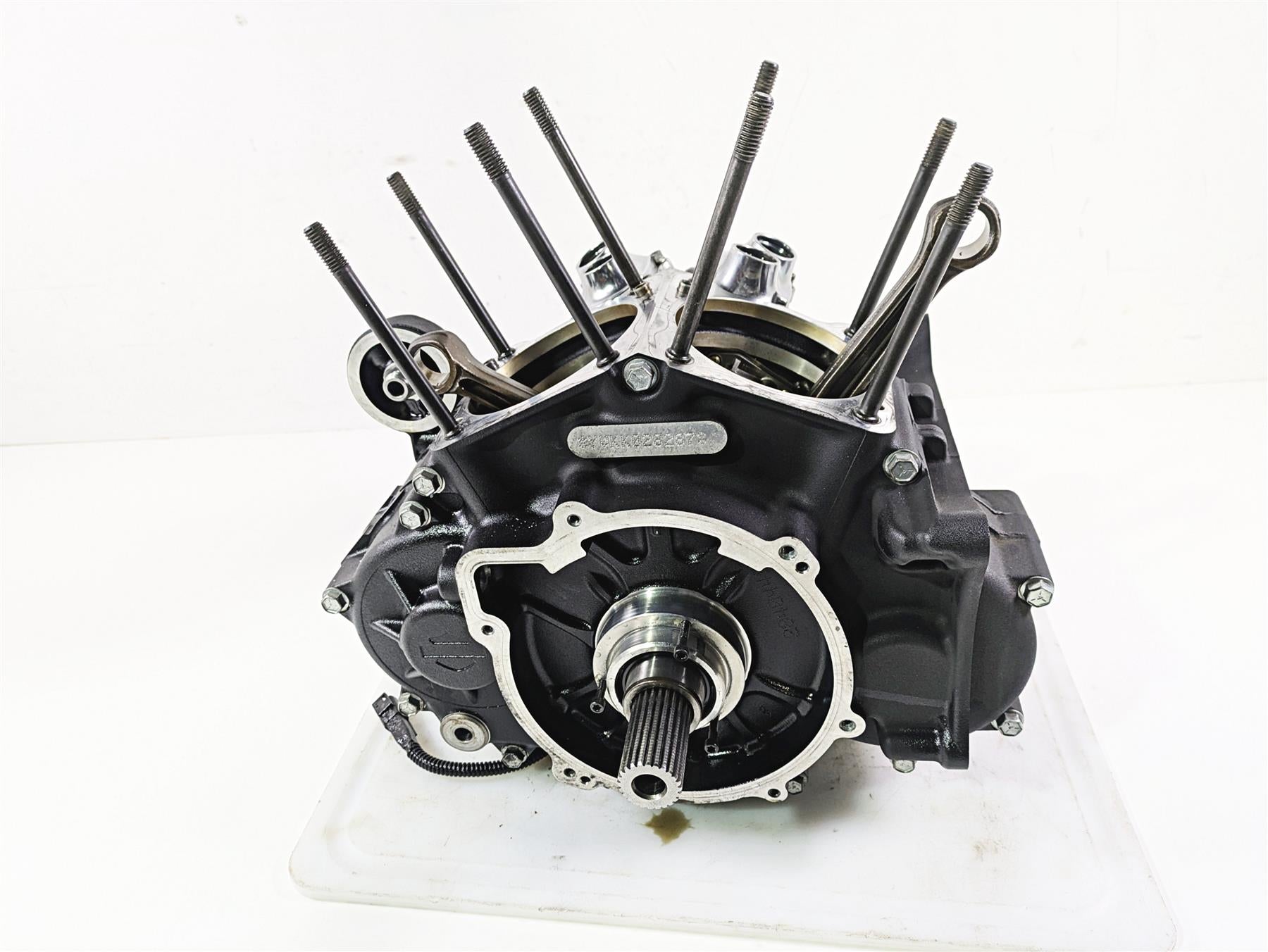 2019 Harley Softail FXDR 114 Milwaukee 8 Crank Case Shaft Cases Set 16200459 {{ shop.shopifyCountryName }} - Mototech271