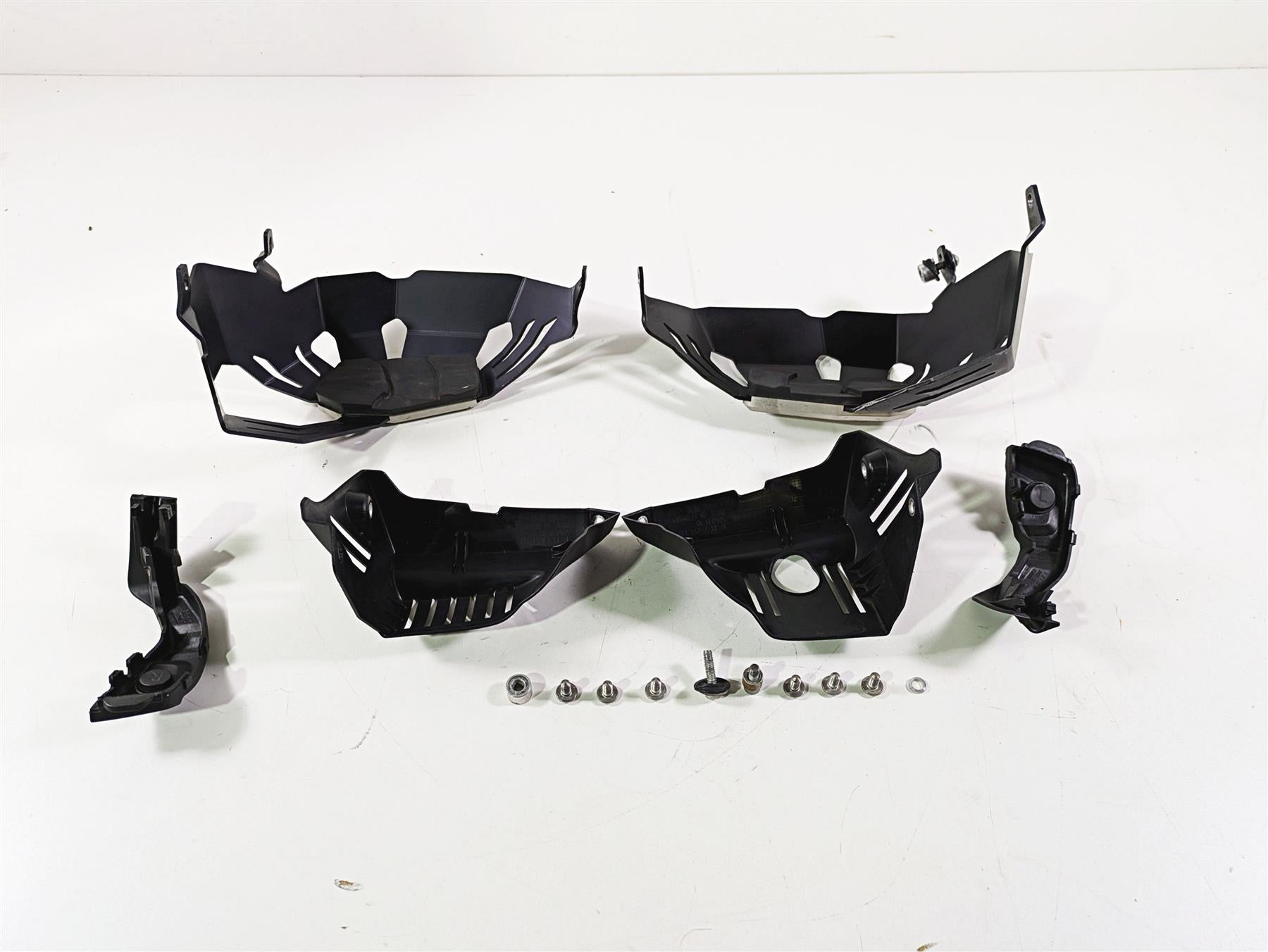 2012 BMW R1200R K27 Cylinder Head Cylinderhead Protector Guard Set {{ shop.shopifyCountryName }} - Mototech271