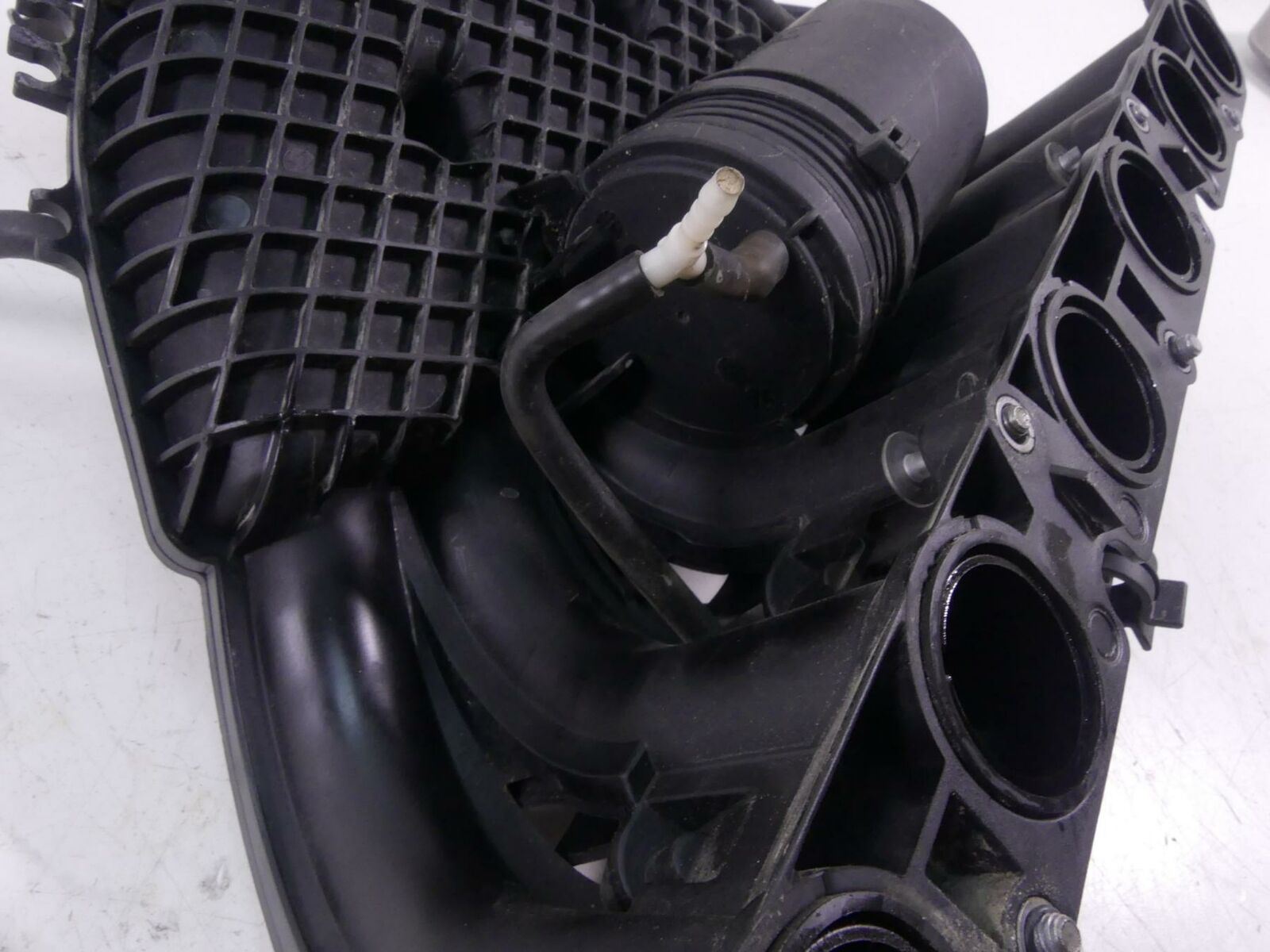 2018 BMW K1600 Bagger Intake Manifold & Throttle Body Fuel Injection 13548564960 {{ shop.shopifyCountryName }} - Mototech271