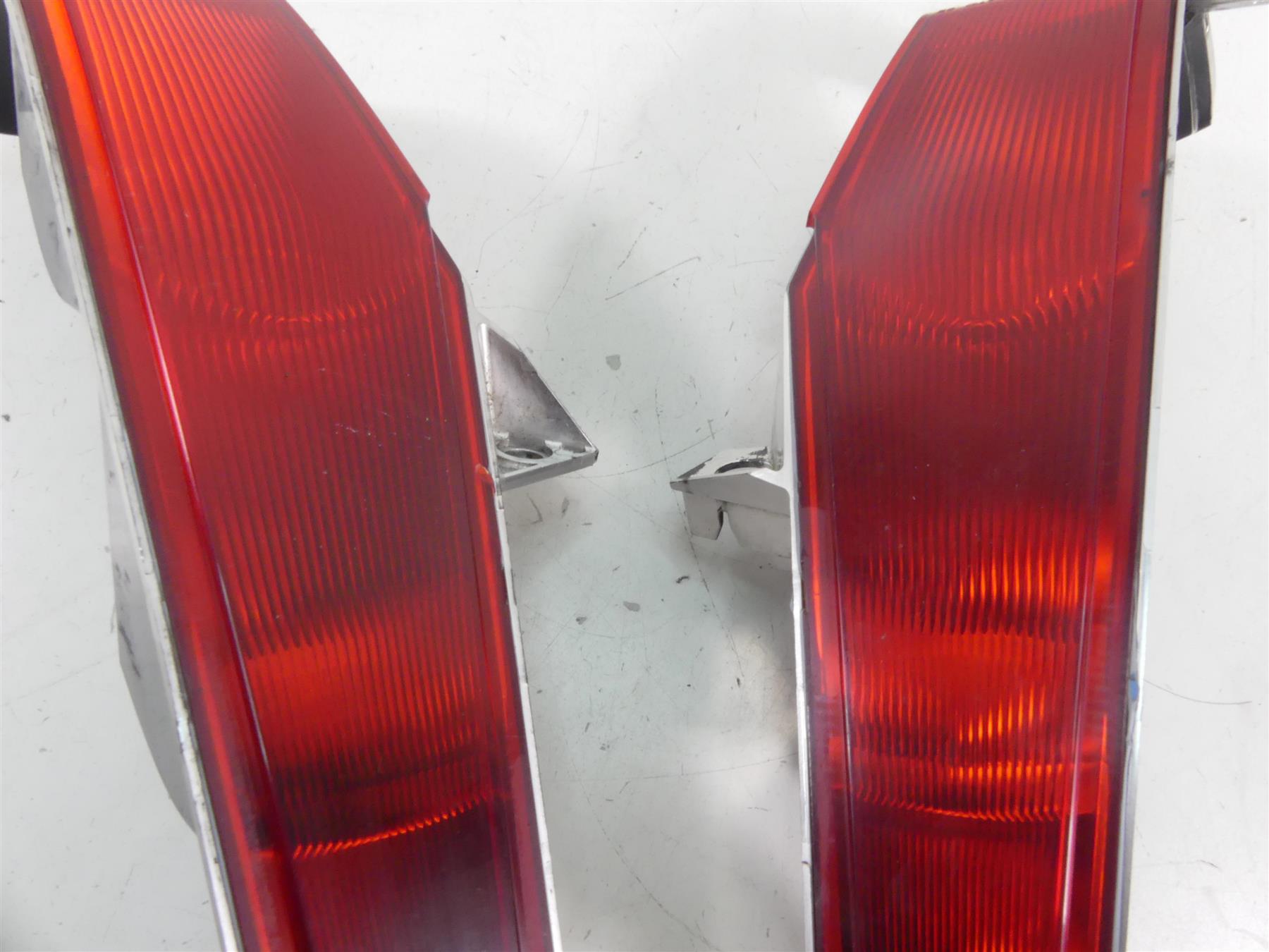 2011 Victory Vision Tour Taillight Tail Light Lamp Lens Set 2410669 2410621 {{ shop.shopifyCountryName }} - Mototech271
