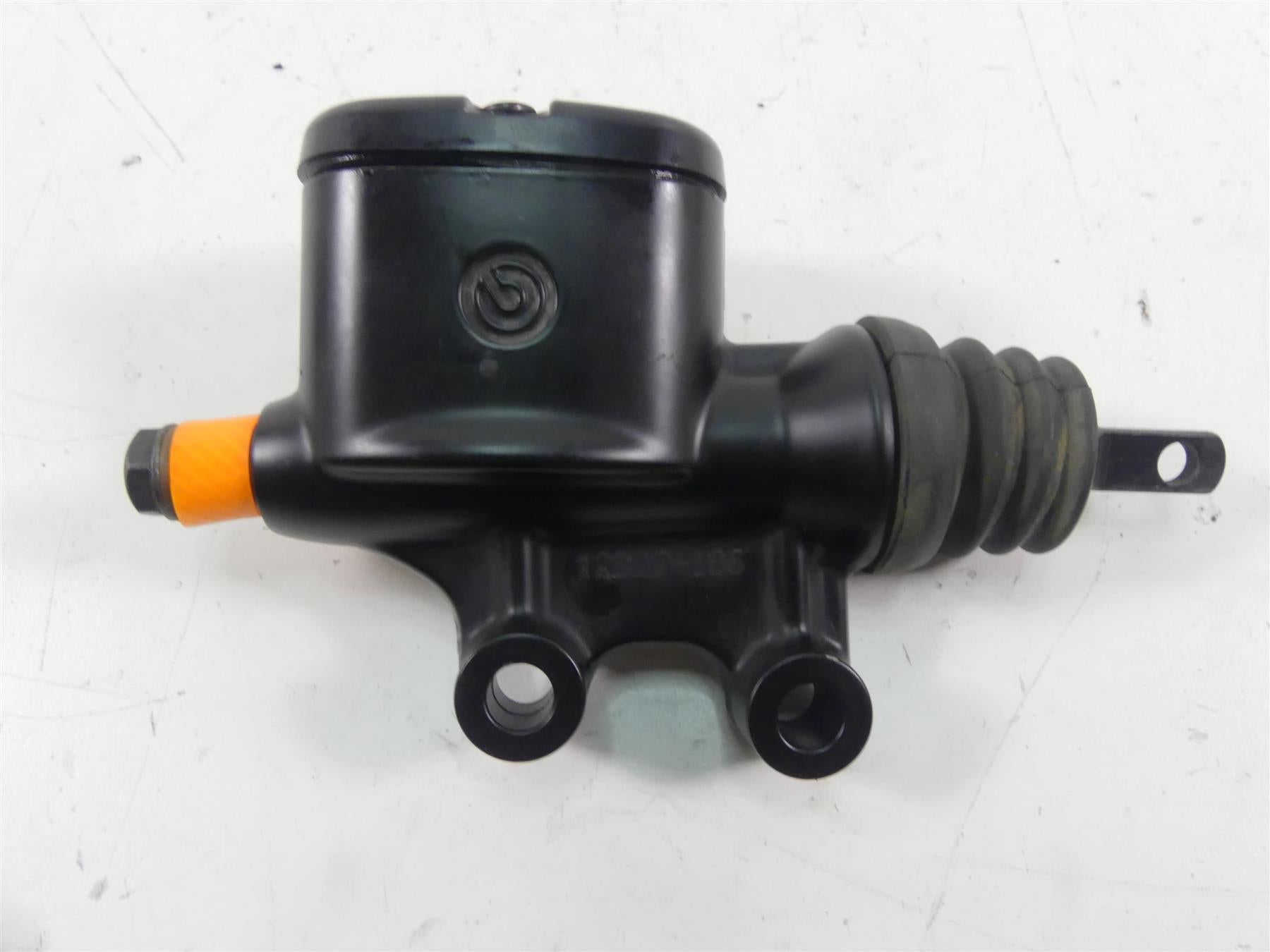 2012 Harley Touring FLHTK Electra Glide Rear Brake Master Cylinder 41763-08C {{ shop.shopifyCountryName }} - Mototech271