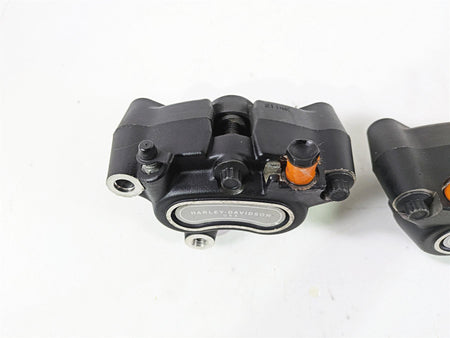 2015 Harley FXDF Dyna Fat Bob Front Brake Caliper Set 41300001 41300002 {{ shop.shopifyCountryName }} - Mototech271
