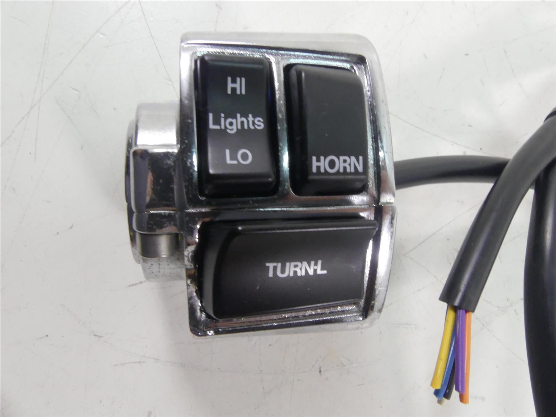 2001 Indian Centennial Scout Left Hand Light Horn Control Switch 43-523 43-524 {{ shop.shopifyCountryName }} - Mototech271
