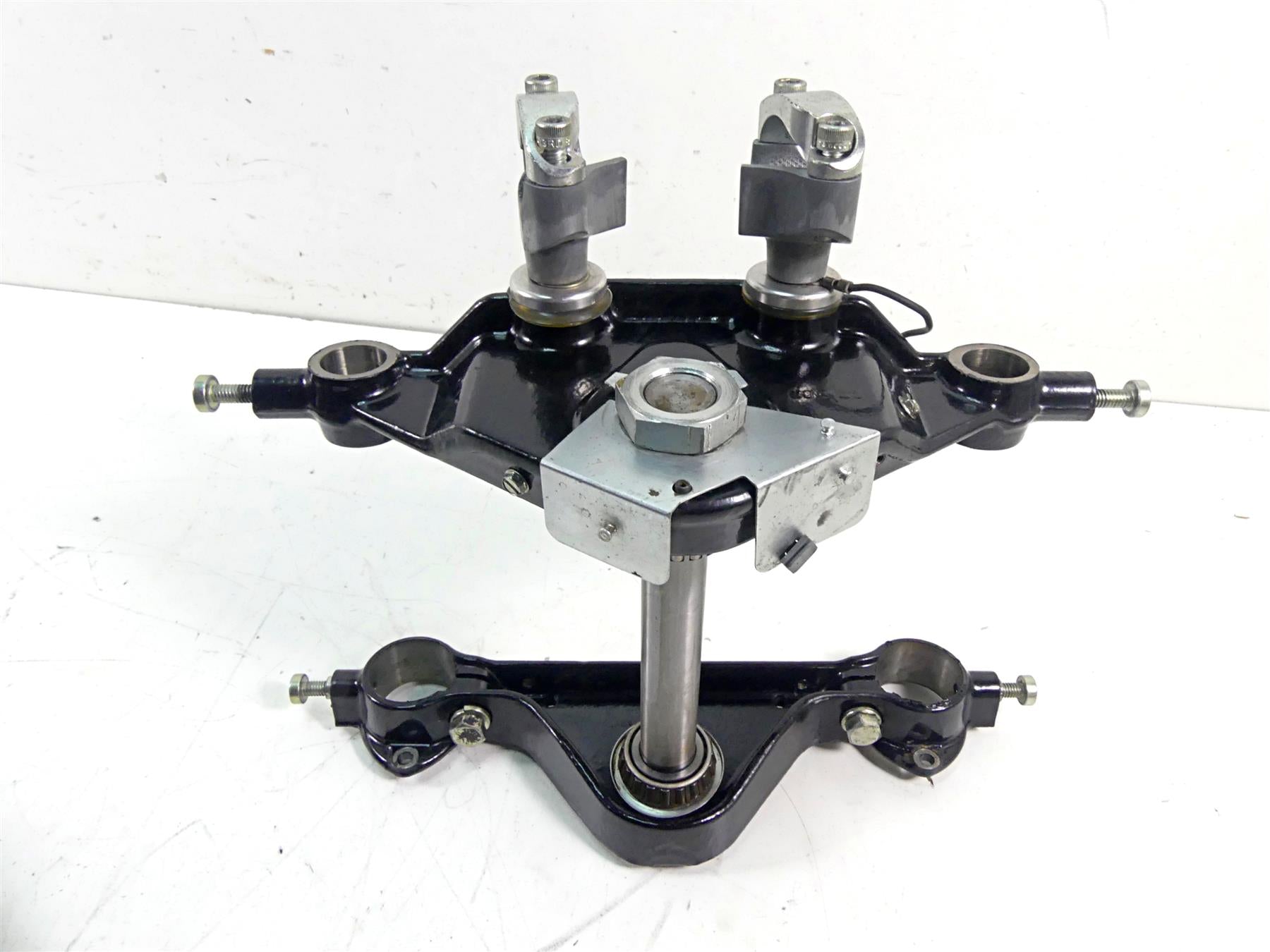 2002 Harley Touring FLHTC Electra Glide 41mm Upper Lower Triple Tree 45446-87A {{ shop.shopifyCountryName }} - Mototech271