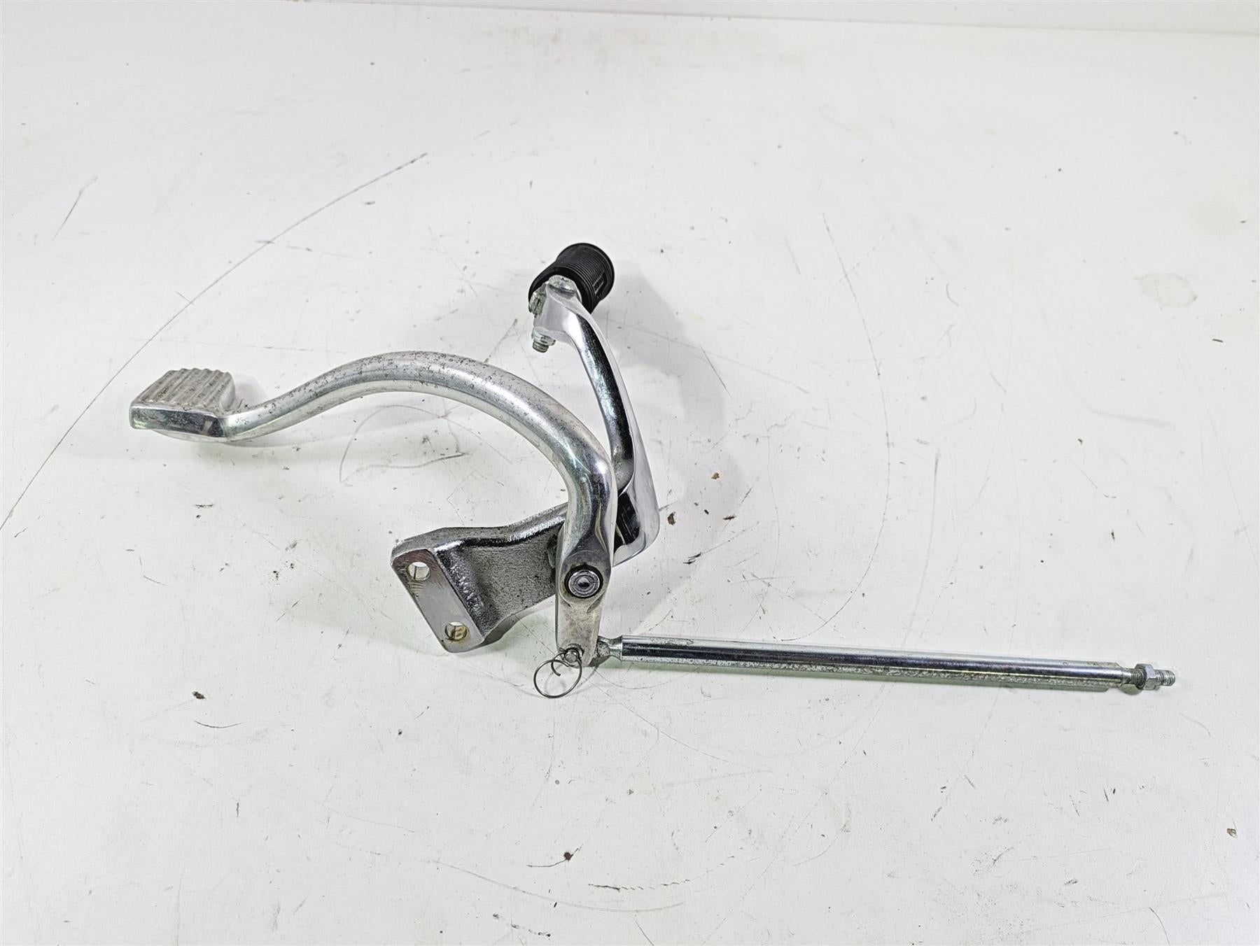 2015 Harley FXDL Dyna Low Rider Right Rider Footpeg Brake Pedal 50666-07 {{ shop.shopifyCountryName }} - Mototech271