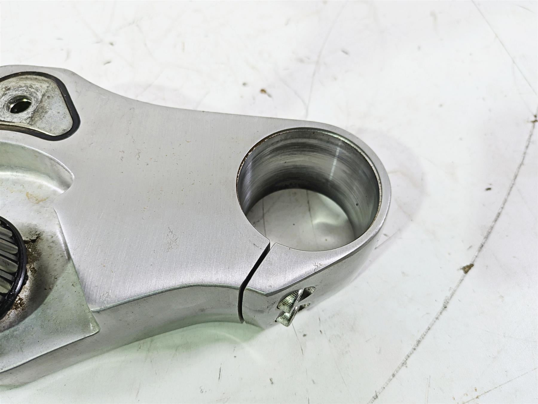 2004 Victory Kingpin Upper Lower Triple Tree Set 1821379 1823531 {{ shop.shopifyCountryName }} - Mototech271