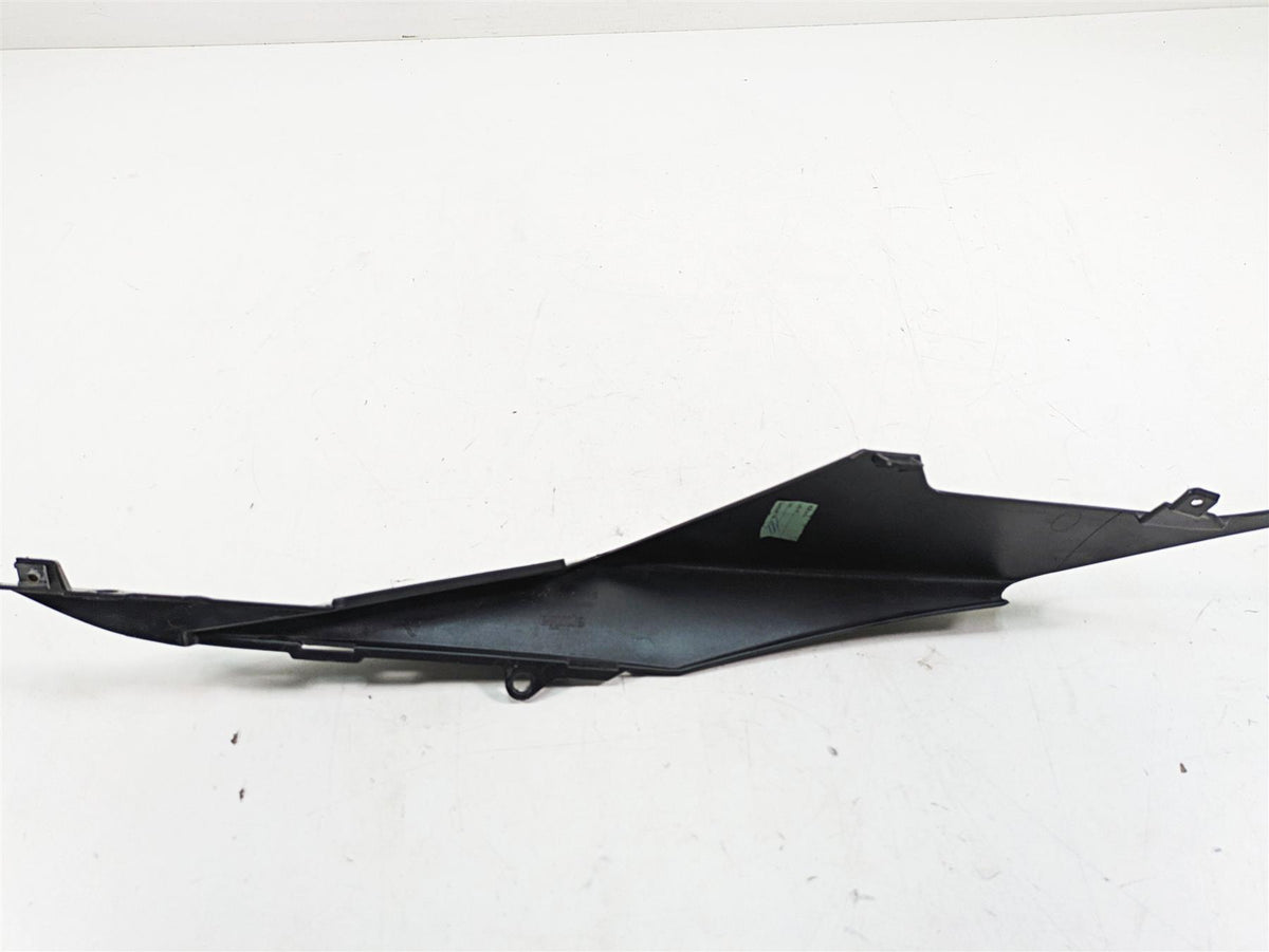 2021 Aprilia RS660 Right Tail Cover Fairing Cowl - Read 2B006647 {{ shop.shopifyCountryName }} - Mototech271