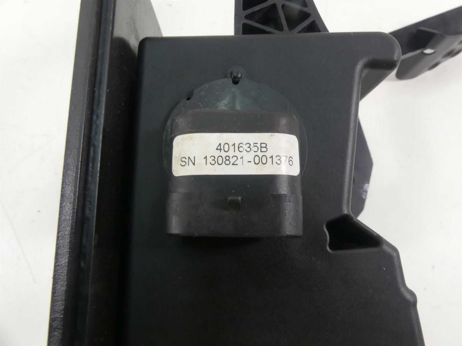 2016 Polaris RZR1000 XP Turbo EPS Brake & Accelerate Foot Pedal Set 4014042 {{ shop.shopifyCountryName }} - Mototech271