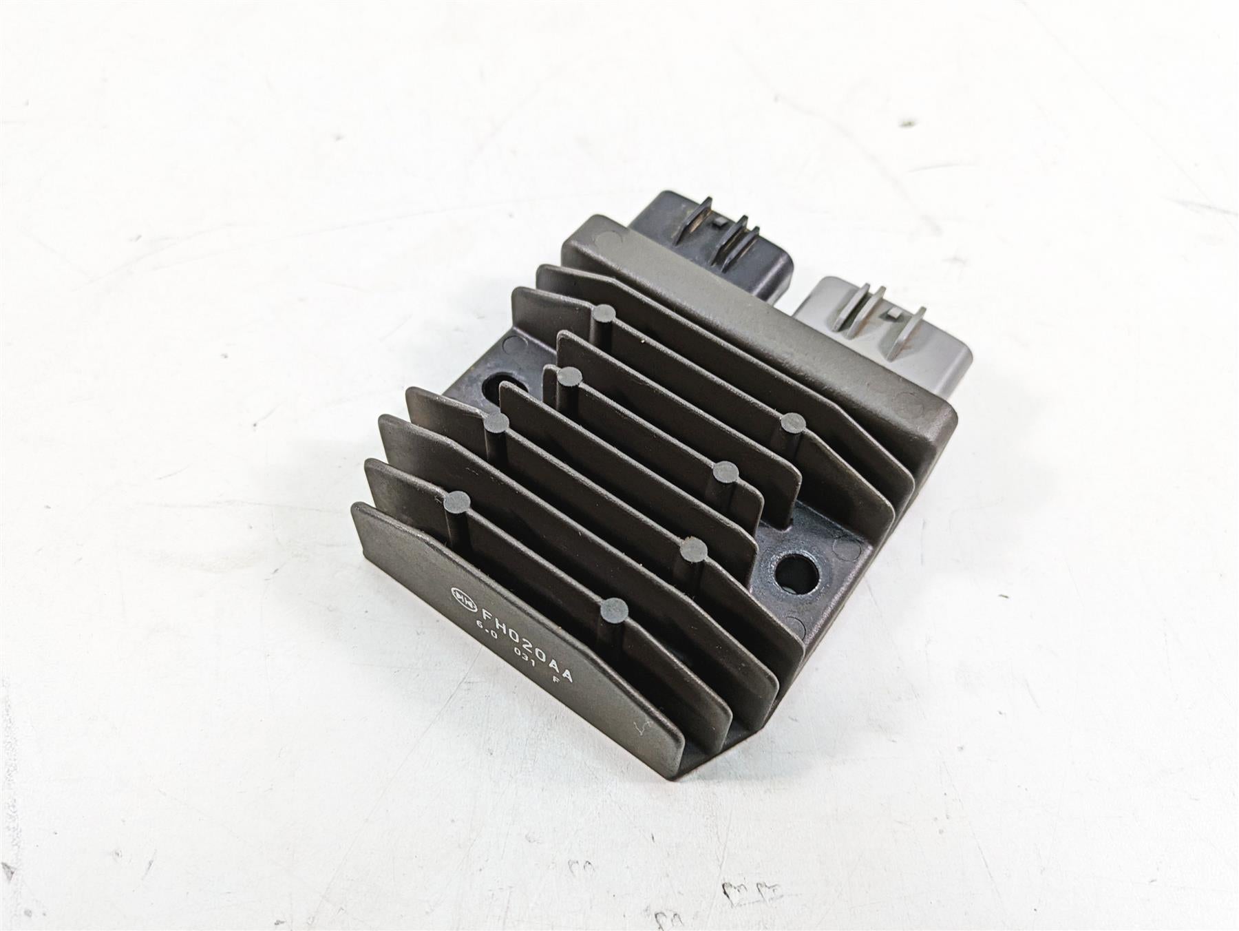2018 Yamaha YXZ1000R EPS SS Rectifier Voltage Regulator 1D7-81960-01-00 FH020AA {{ shop.shopifyCountryName }} - Mototech271