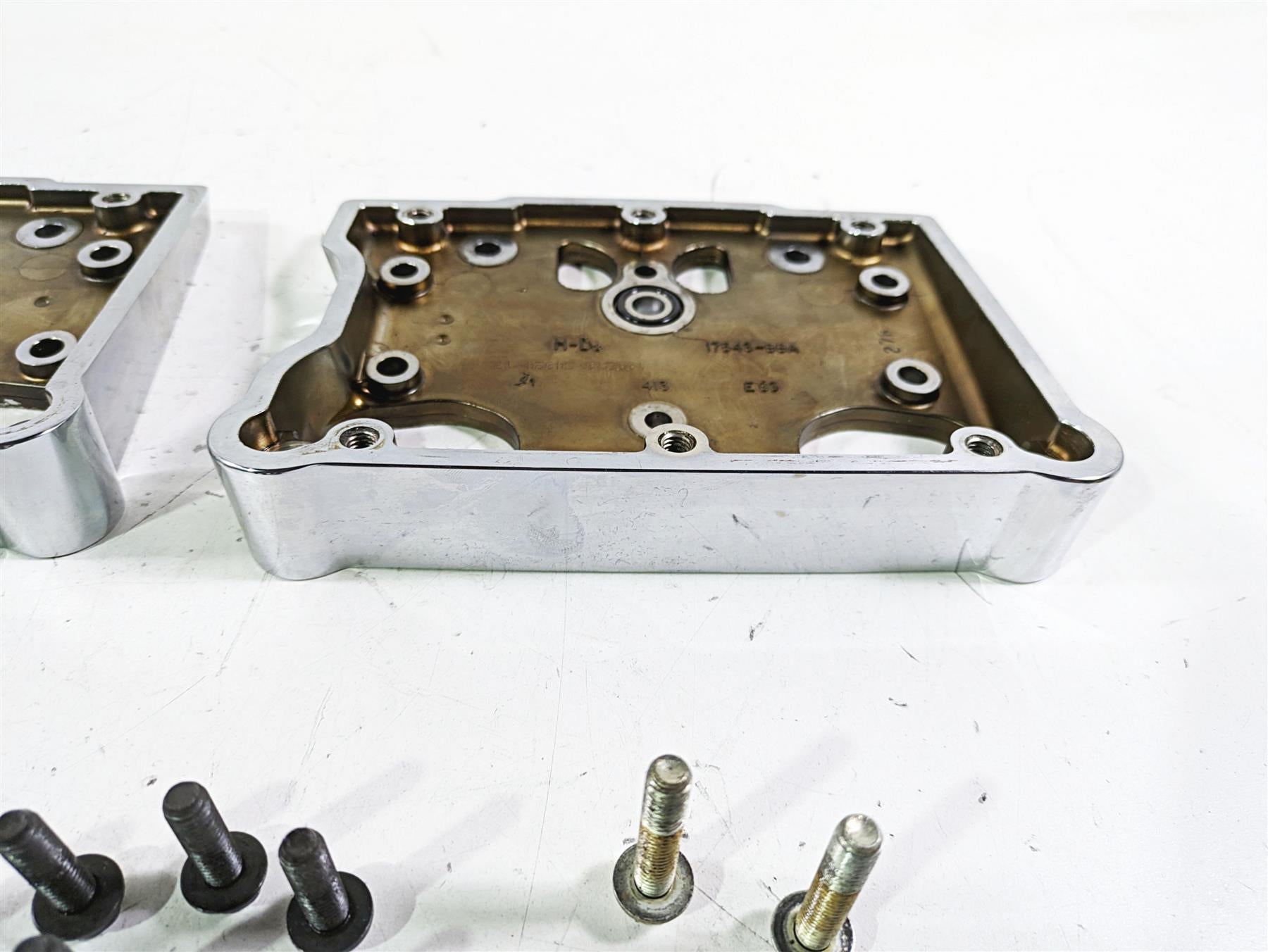 2015 Harley Touring FLHXS Street Glide Lower Rocker Box Housing Set 17573-99A {{ shop.shopifyCountryName }} - Mototech271
