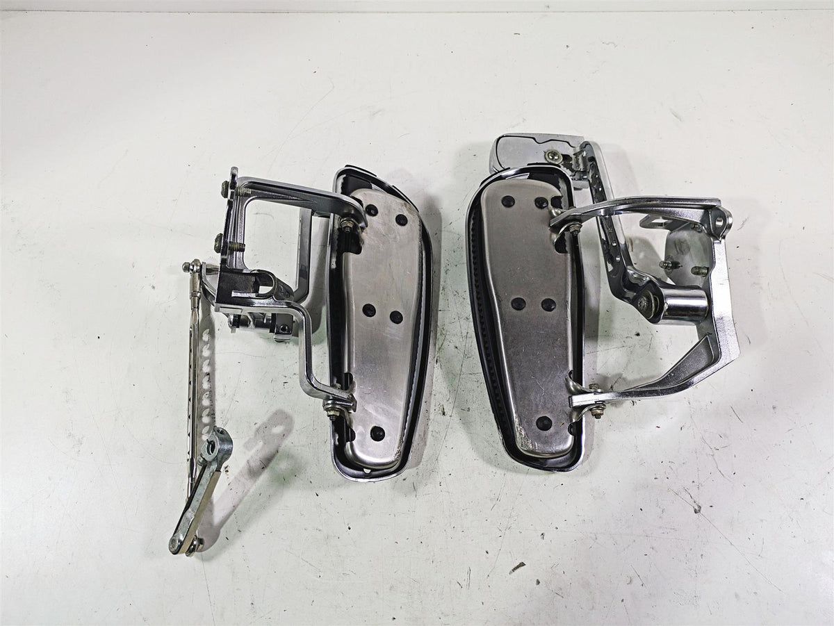 2005 Harley Softail FLSTFSE CVO Fat Boy Floorboard Shifter Brake Set 33688-03A {{ shop.shopifyCountryName }} - Mototech271