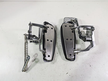 2005 Harley Softail FLSTFSE CVO Fat Boy Floorboard Shifter Brake Set 33688-03A {{ shop.shopifyCountryName }} - Mototech271