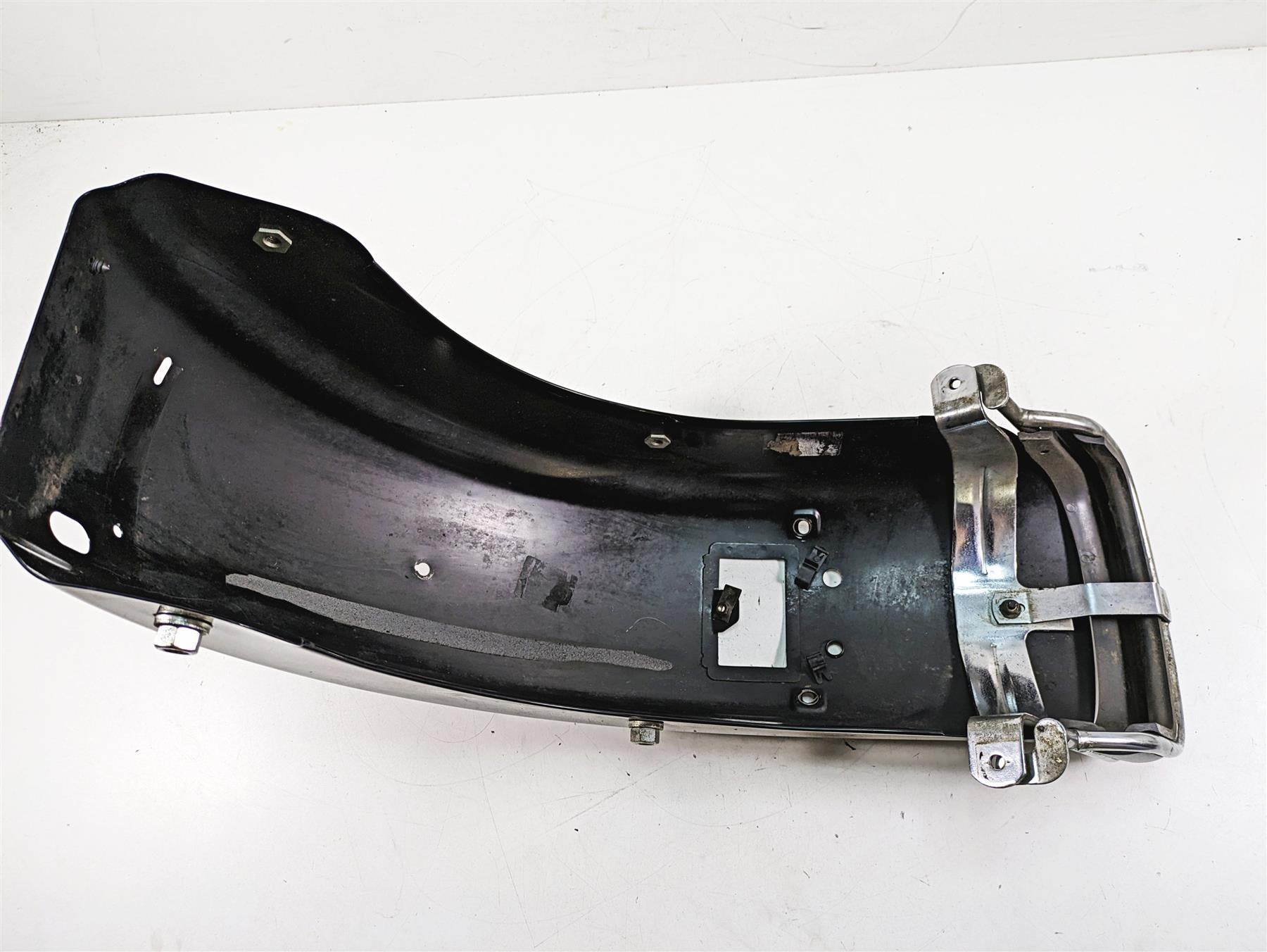 2011 Harley Touring FLHR Road King Rear Fender & Bumper -Scratches 59728-09 {{ shop.shopifyCountryName }} - Mototech271