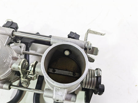 2016 BMW F800R K73 Throttle Body Bodies - Broken Fuel Rail 13548520480 {{ shop.shopifyCountryName }} - Mototech271