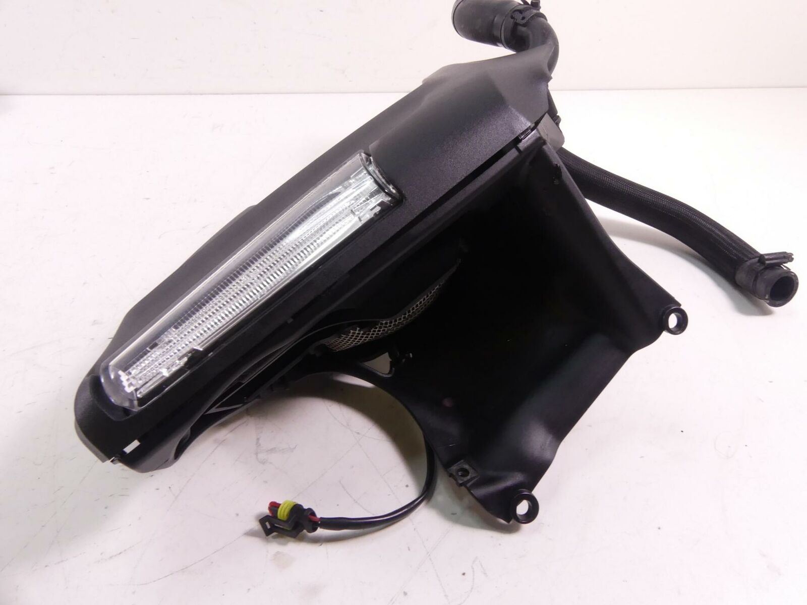2015 Ducati Diavel Carbon Left Blinker Radiator Fan Hoses Cover Set 54840891B {{ shop.shopifyCountryName }} - Mototech271