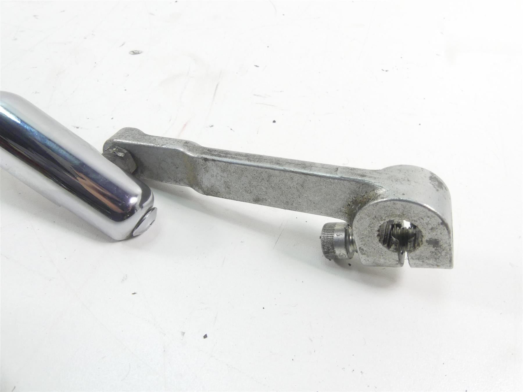 2012 Harley Touring FLHTK Electra Glide Shifter Shift Lever + Cover 33718-82B {{ shop.shopifyCountryName }} - Mototech271