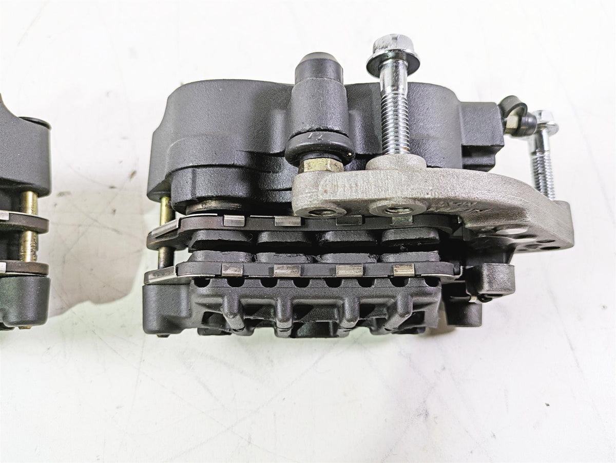 2002 Honda V-Twin VTX1800 C Front Brake Calipers Nissin 6 Piston 45150-MCH-006 {{ shop.shopifyCountryName }} - Mototech271