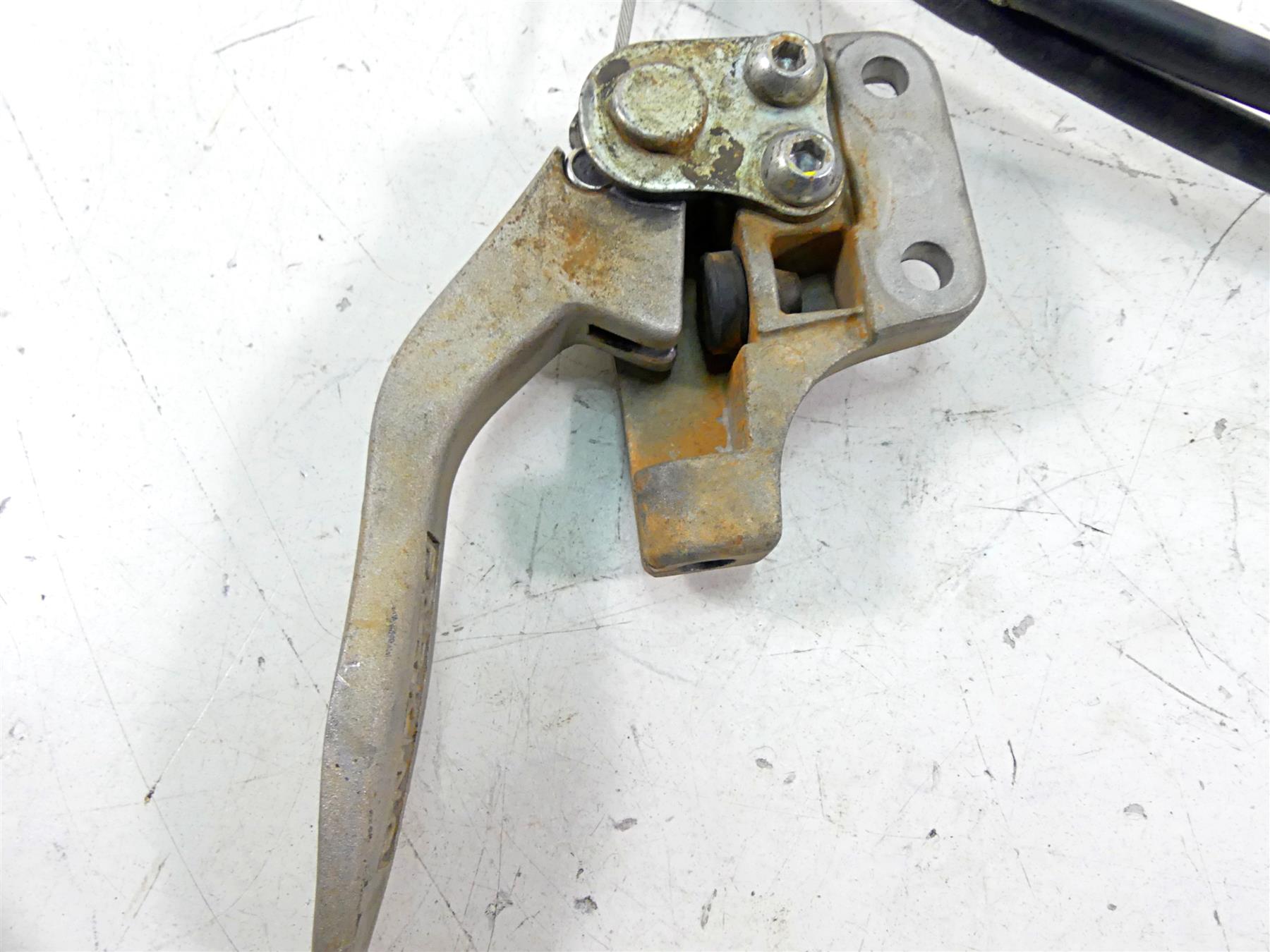 2020 Yamaha YFM 700 Raptor Park Brake Lever Handle 5TG-25726-01-00 {{ shop.shopifyCountryName }} - Mototech271