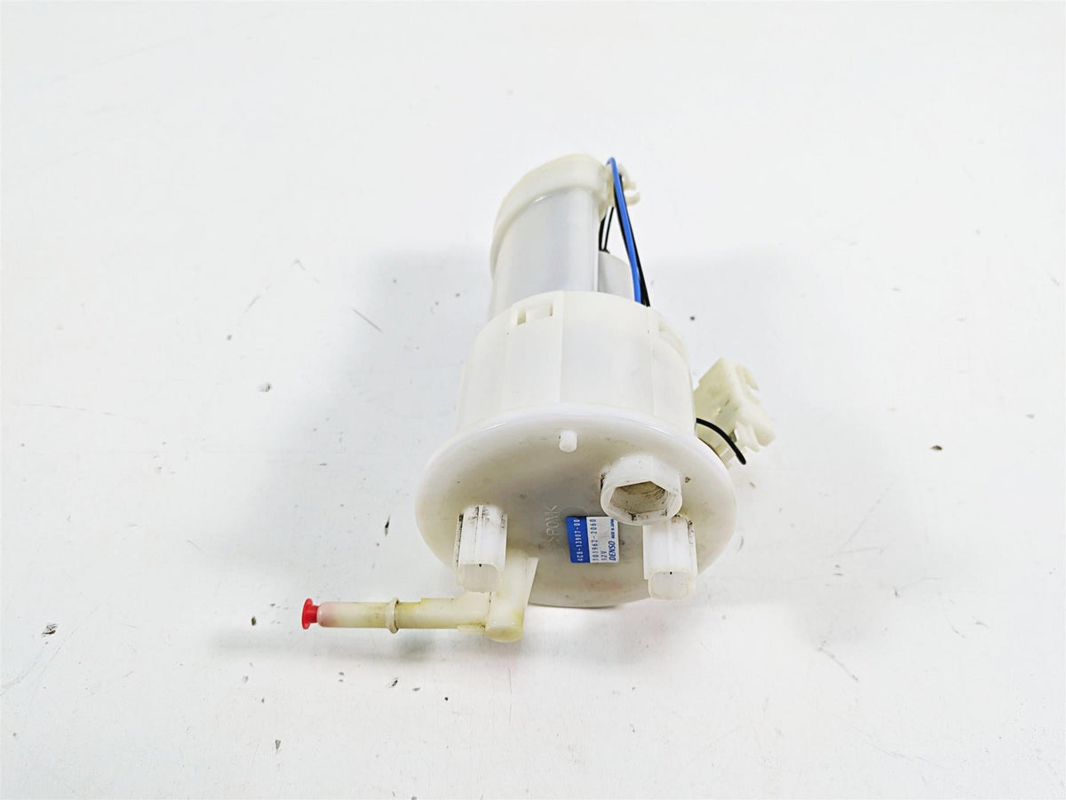 2007 Yamaha R1 YZFR1 Denso Fuel Gas Petrol Pump 17K -Tested 4C8-13907-00-00 {{ shop.shopifyCountryName }} - Mototech271