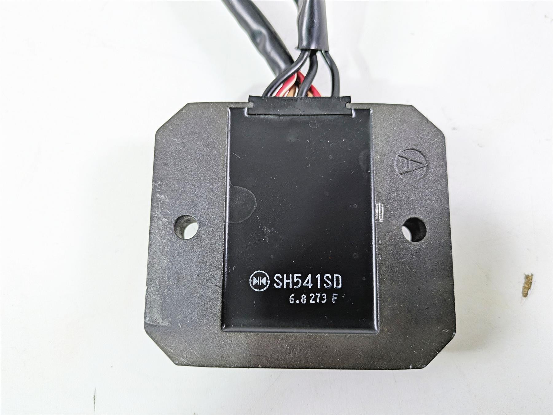 2017 BMW F800GS Adv K75 Rectifier Voltage Regulator SH541SD 61317707943 {{ shop.shopifyCountryName }} - Mototech271