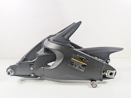 2024 Kawasaki ZX6R ZX636 Ninja Rear Swingarm Swing Arm Axle Set 33001-0584 {{ shop.shopifyCountryName }} - Mototech271