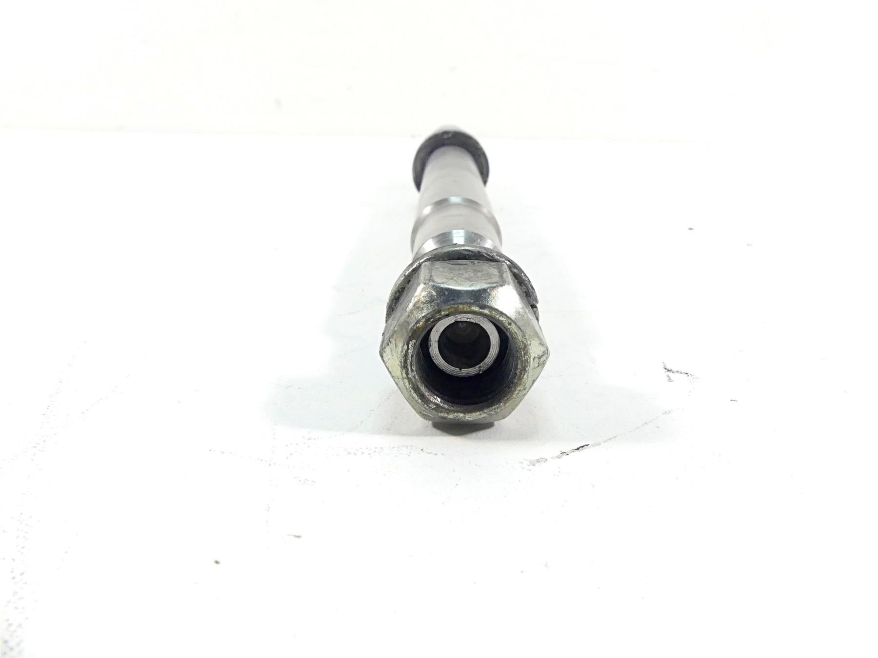 2005 Harley Sportster XL1200 C Straight Front Axle Wheel Spindle 3/4