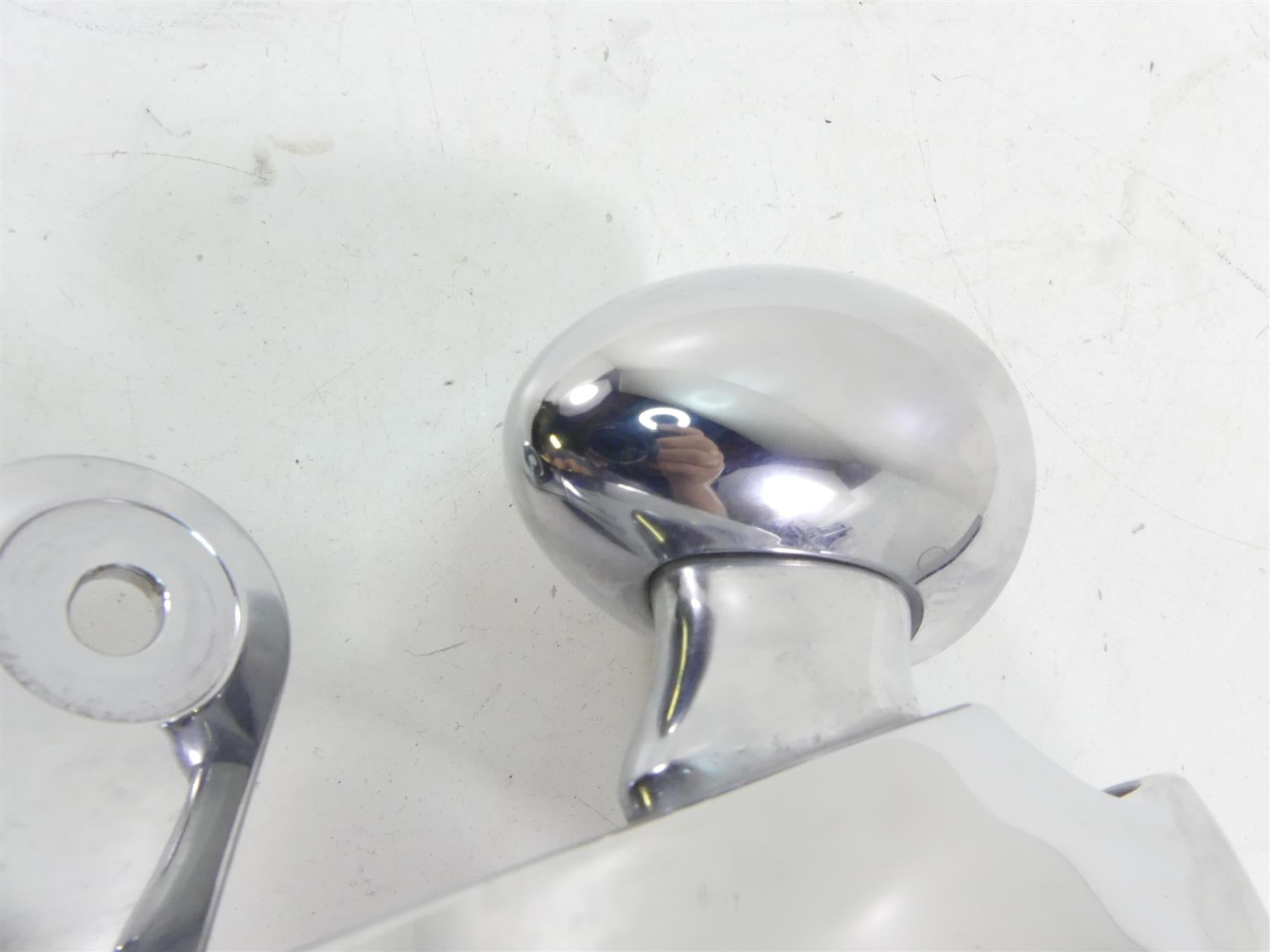 2017 Harley Touring FLHTKL Electra Glide Front Left Spotlight Bucket 67800089 {{ shop.shopifyCountryName }} - Mototech271