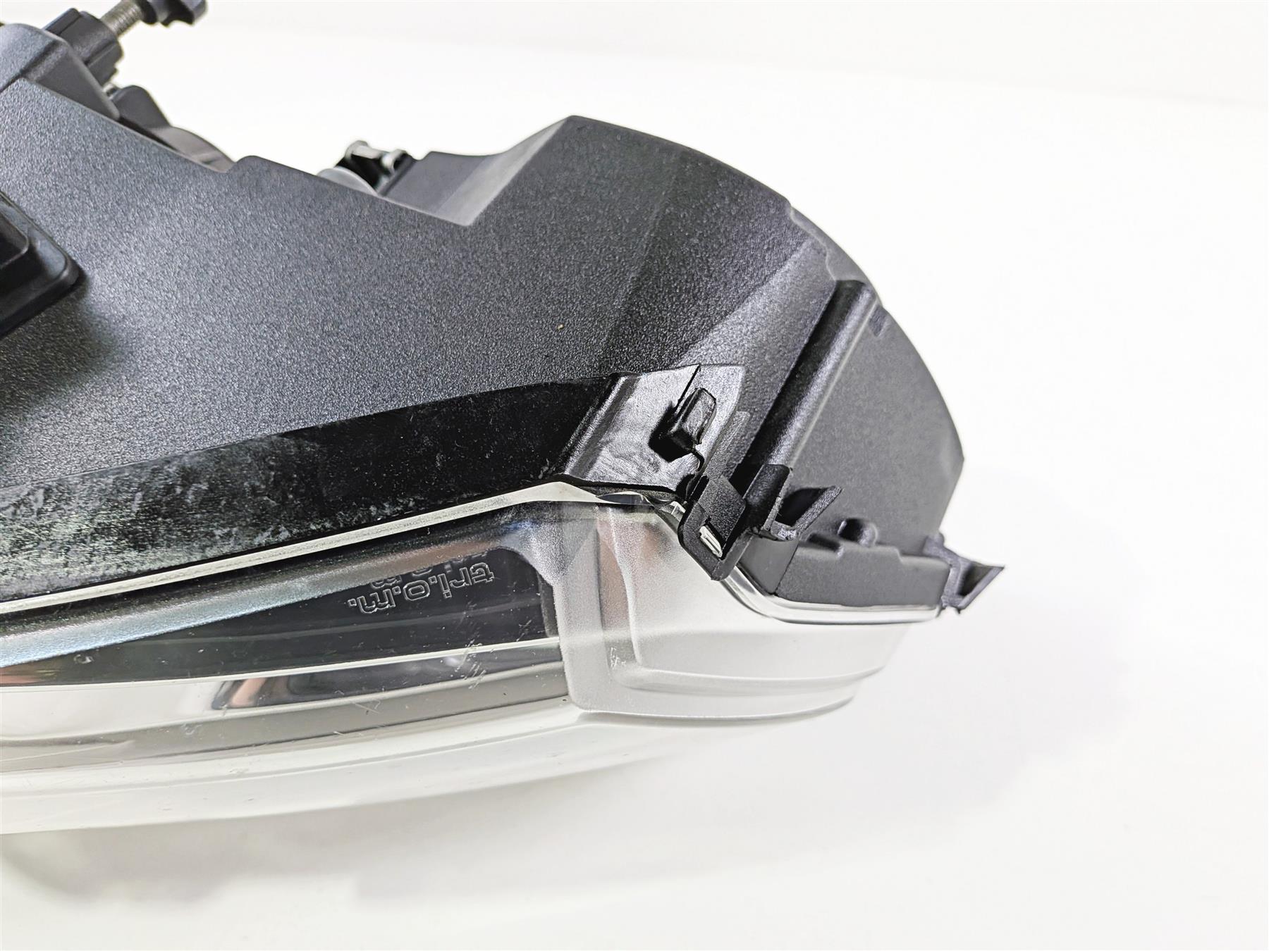 2016 Aprilia RSV 1100 Tuono V4 Factory Headlight Head Light Lamp 2D000116 {{ shop.shopifyCountryName }} - Mototech271
