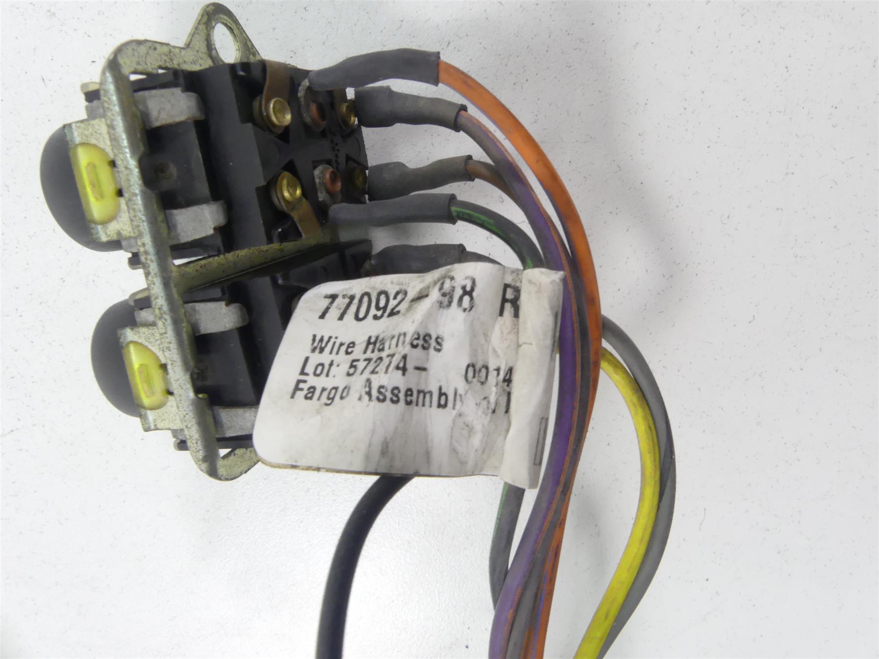 2012 Harley CVO FLHX SE3 Street Glide Auxiliary Switches Set 70219-08 77092-98 {{ shop.shopifyCountryName }} - Mototech271