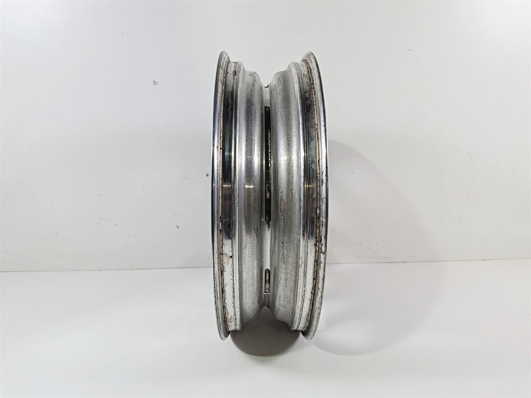2014 Harley FXDL Dyna Low Rider Straight 17x4.5 Rear Wheel -Read 40900289 {{ shop.shopifyCountryName }} - Mototech271