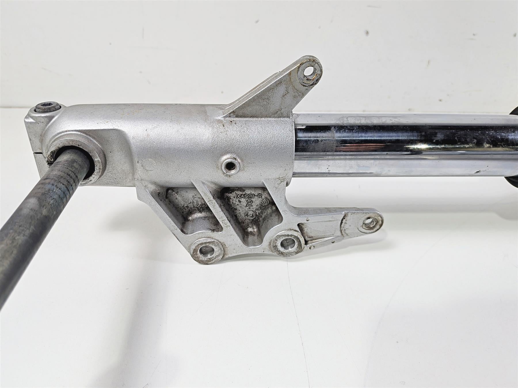 2001 Suzuki VZ800 Marauder Front Fork Triple Tree Set 51110-48E10 51120-48E10 {{ shop.shopifyCountryName }} - Mototech271