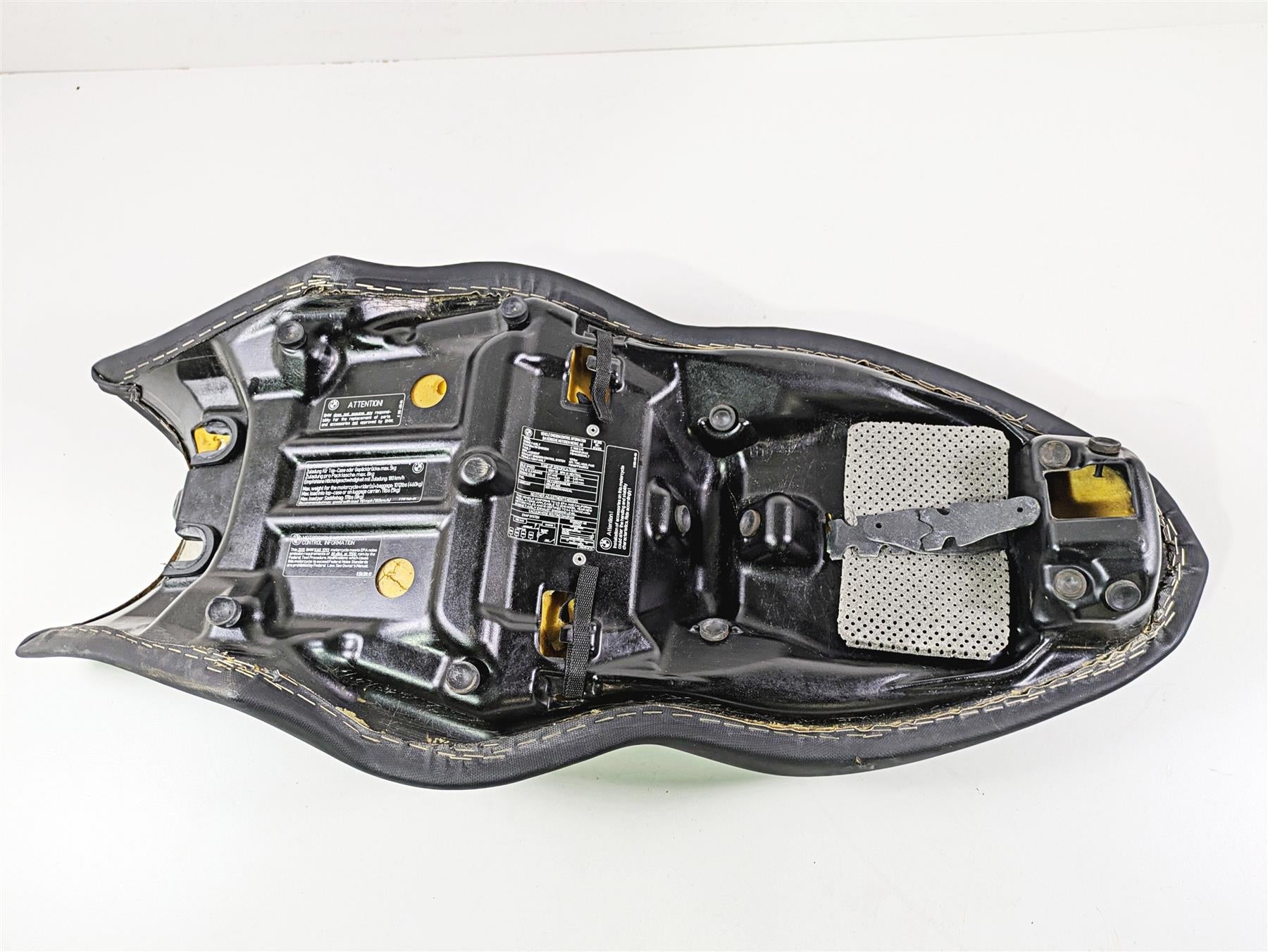 2014 BMW K1300S K40 Seat Saddle Low 790mm 52538528326 {{ shop.shopifyCountryName }} - Mototech271