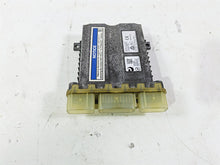 Load image into Gallery viewer, 2018 Indian Chieftain Limited Vcm Vehicle Control Module Cdi Ecu Ecm 2414229 | Mototech271
