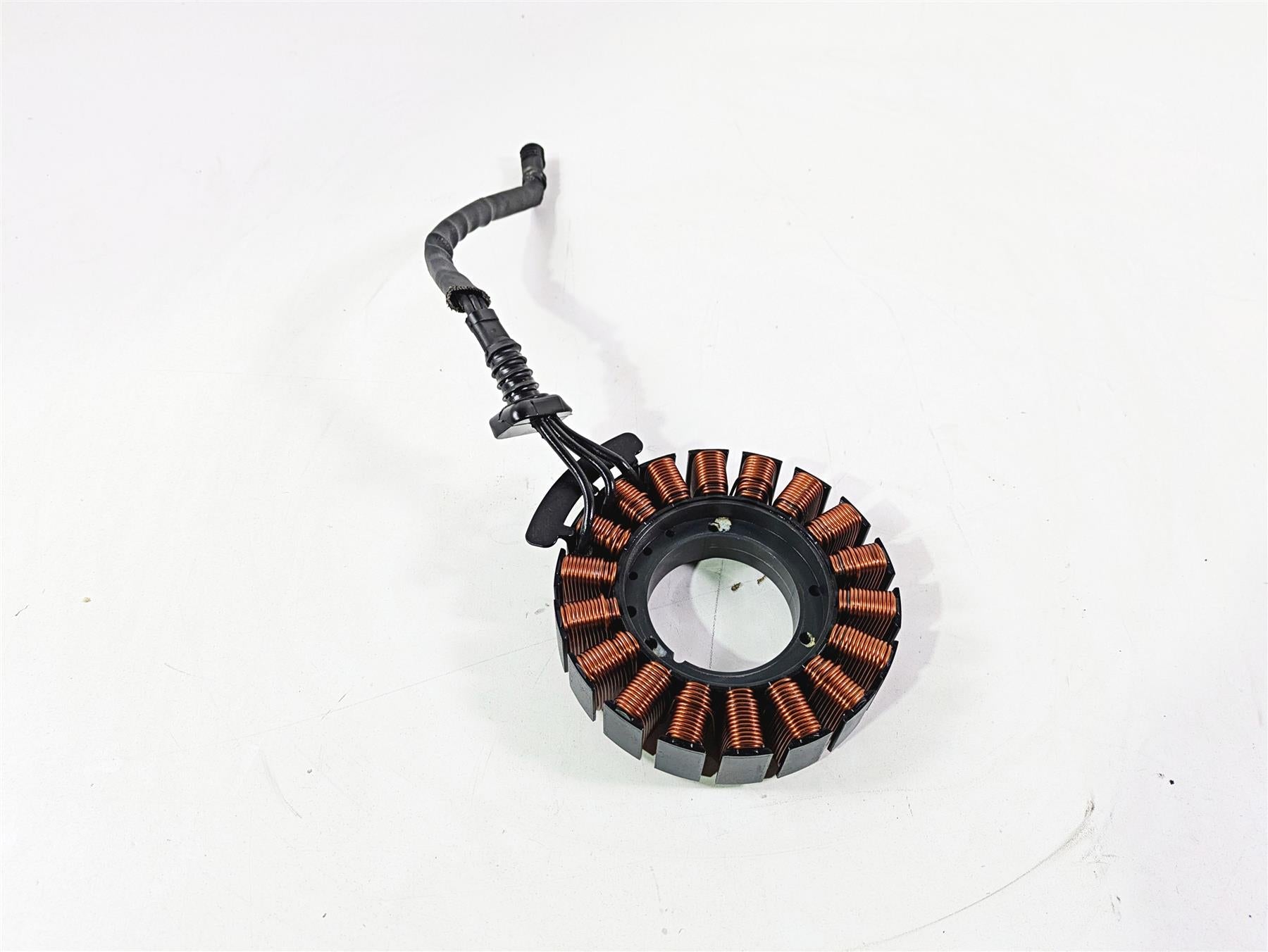 2020 Harley Softail FXST Standard Stator Alternator Generator 29900042A {{ shop.shopifyCountryName }} - Mototech271