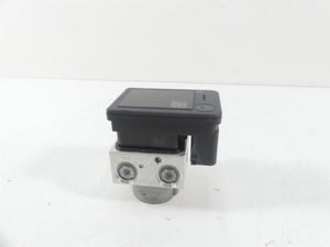2019 Triumph Street Triple 765R Abs Brake Pump Module Unit T2025960