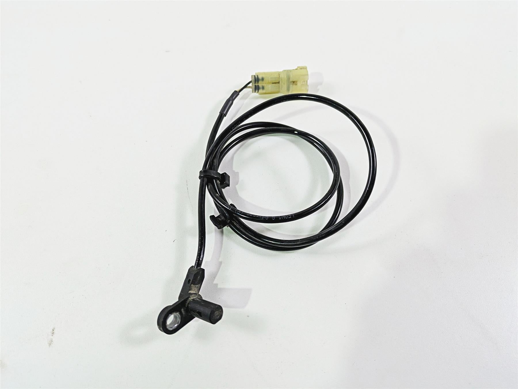 2024 Triumph Tiger 900 GT Front Abs Brake Wheel Speed Sensor T2029935 {{ shop.shopifyCountryName }} - Mototech271