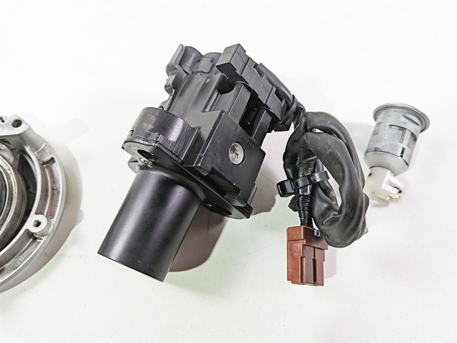 2016 Honda CBR650 F Ignition Switch Key Lock Set 35010-MJE-A02 35010-MJE-A04 {{ shop.shopifyCountryName }} - Mototech271