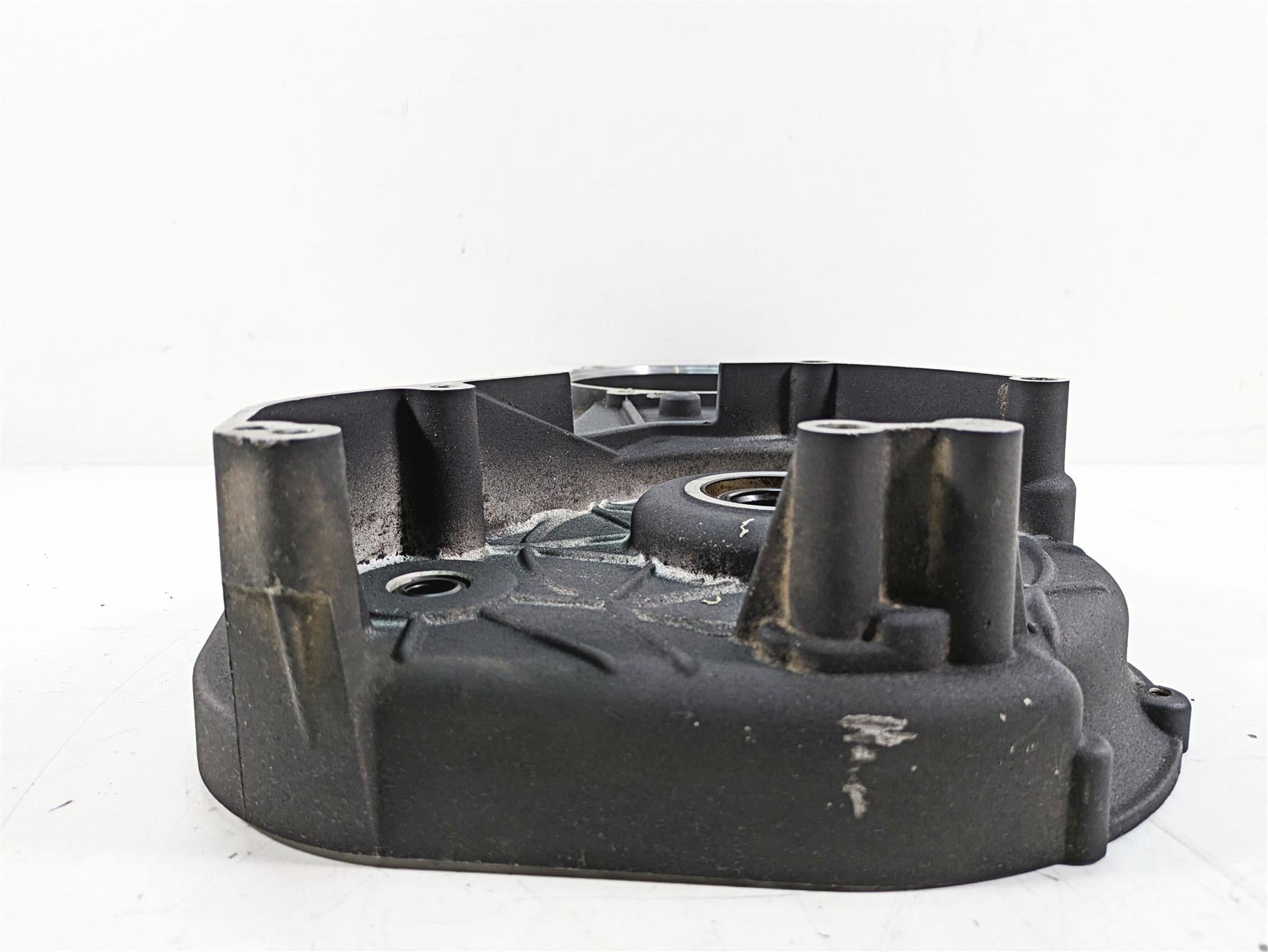 2005 Harley Touring FLHTCUI Electra Glide Inner Primary Drive Cover 60677-01C {{ shop.shopifyCountryName }} - Mototech271